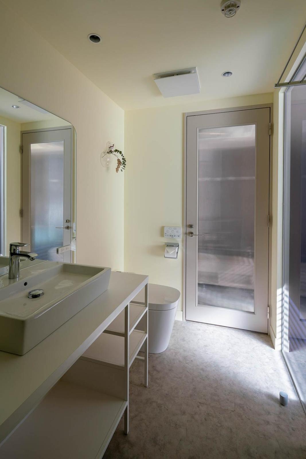 The Boly Osaka Hotel Bagian luar foto